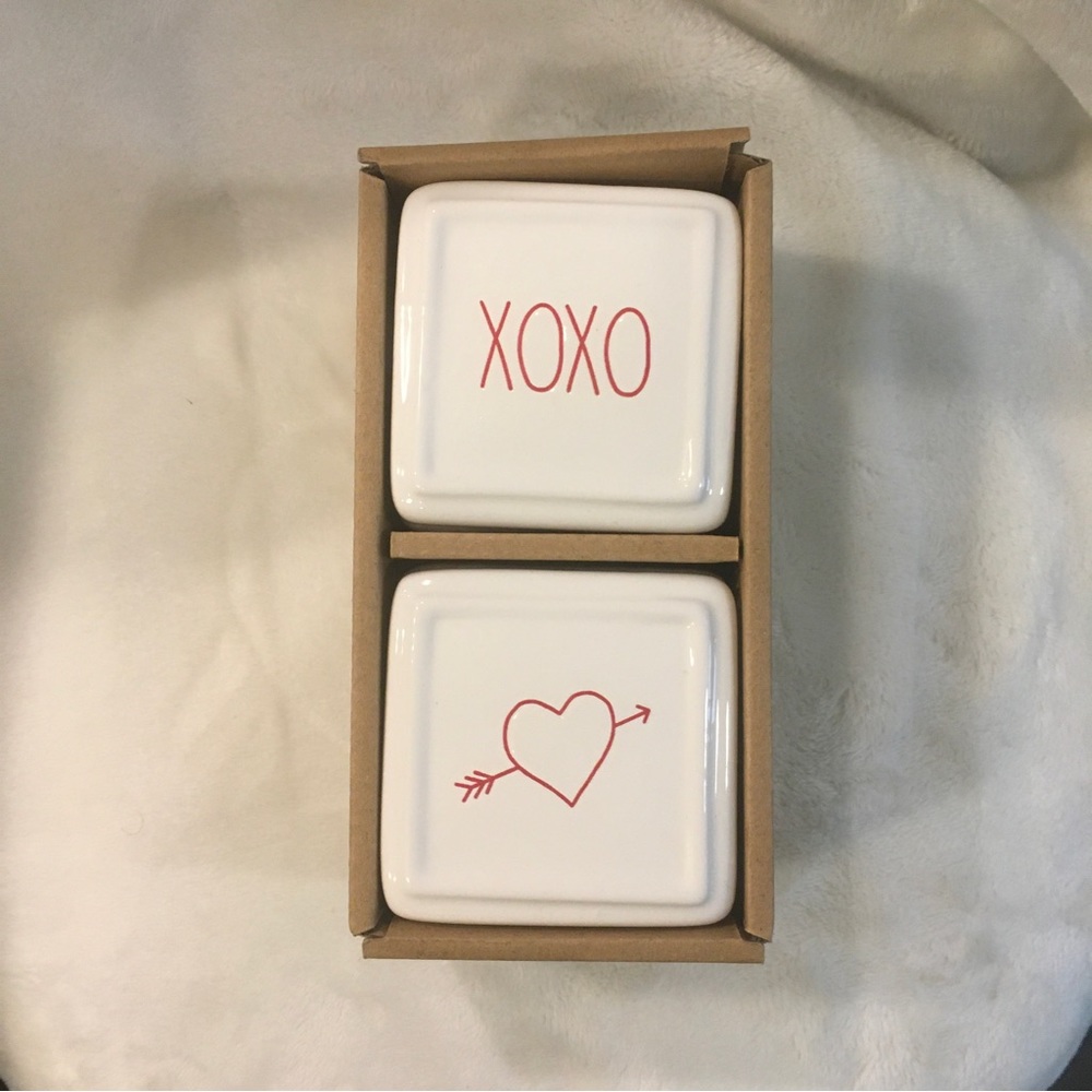Rae Dunn Jewelry Box set